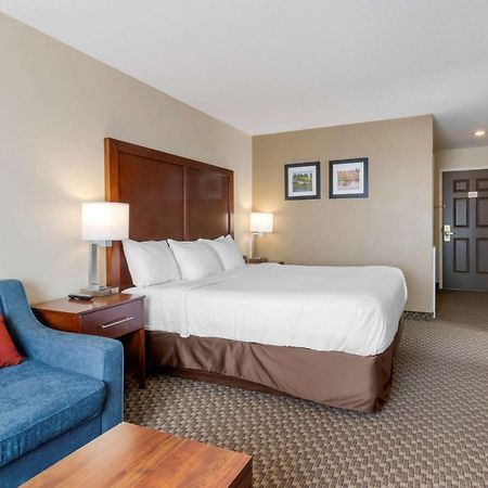 Comfort Inn Летбридж Экстерьер фото