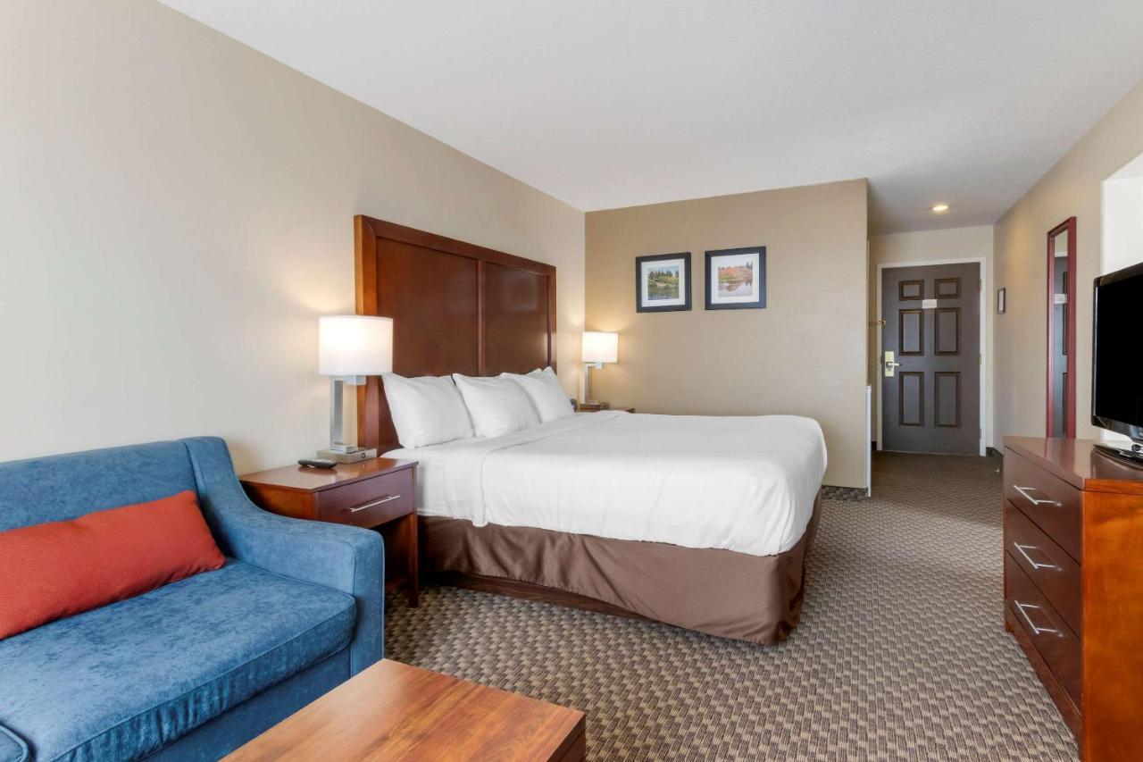 Comfort Inn Летбридж Экстерьер фото