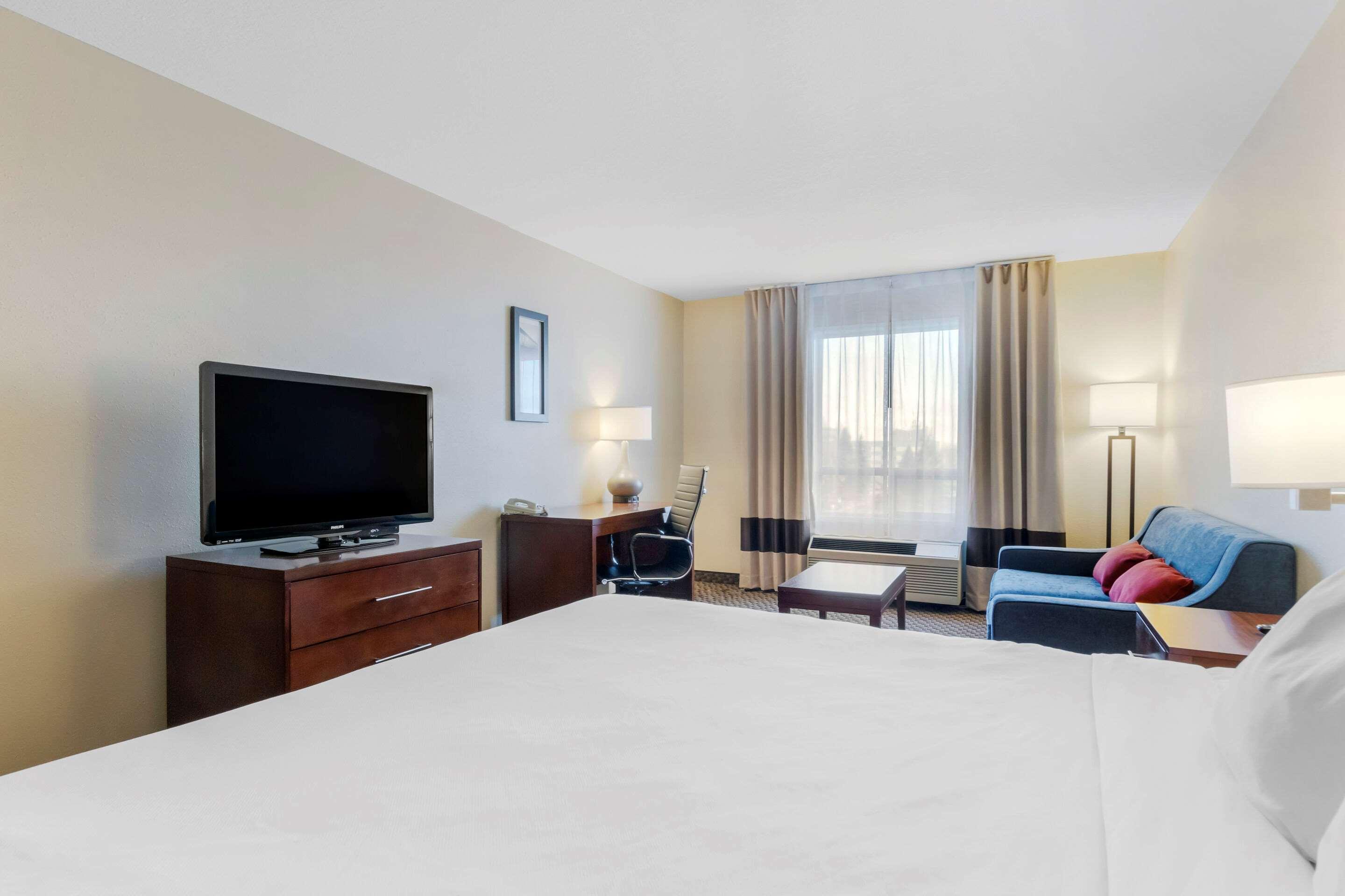 Comfort Inn Летбридж Экстерьер фото