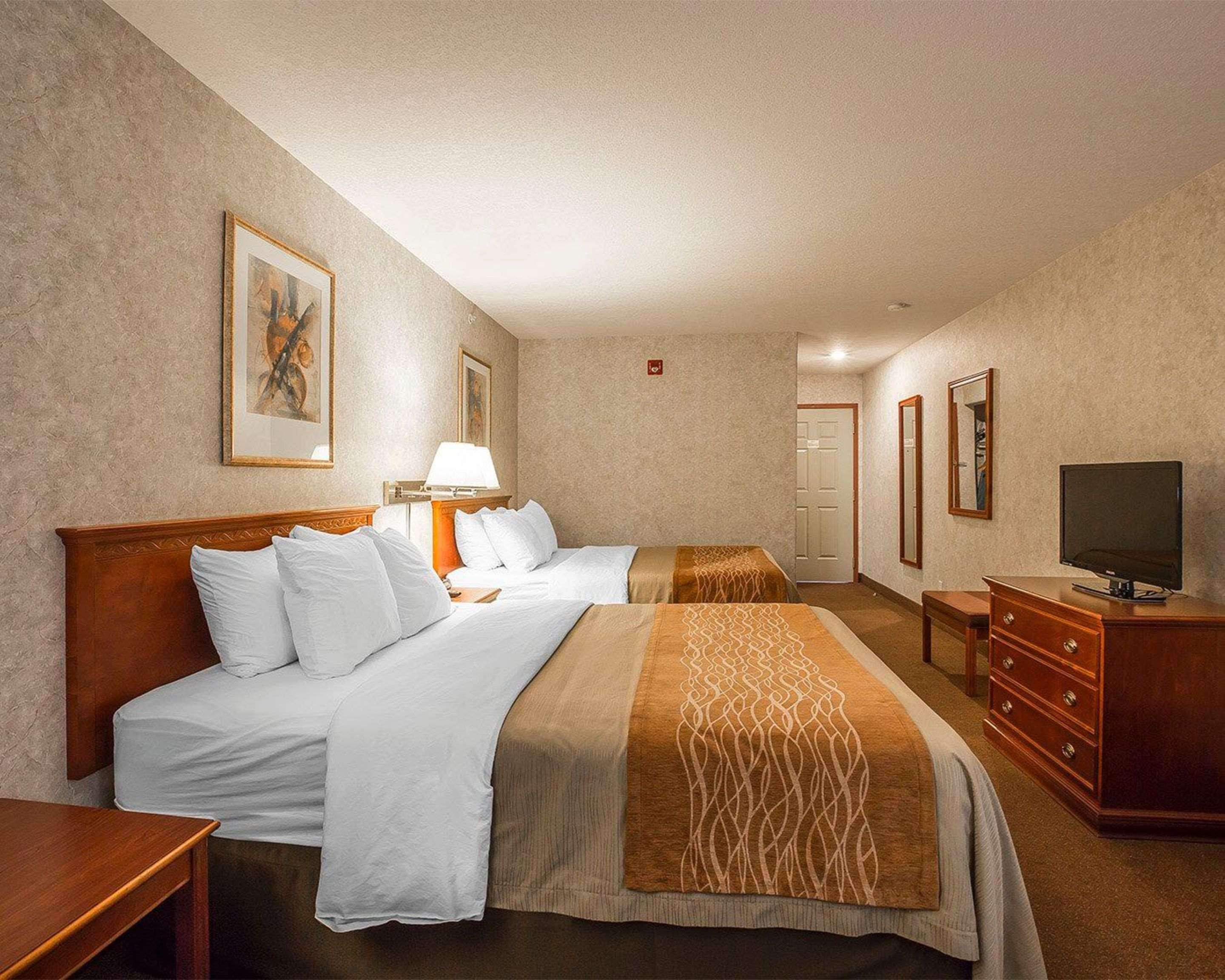 Comfort Inn Летбридж Экстерьер фото