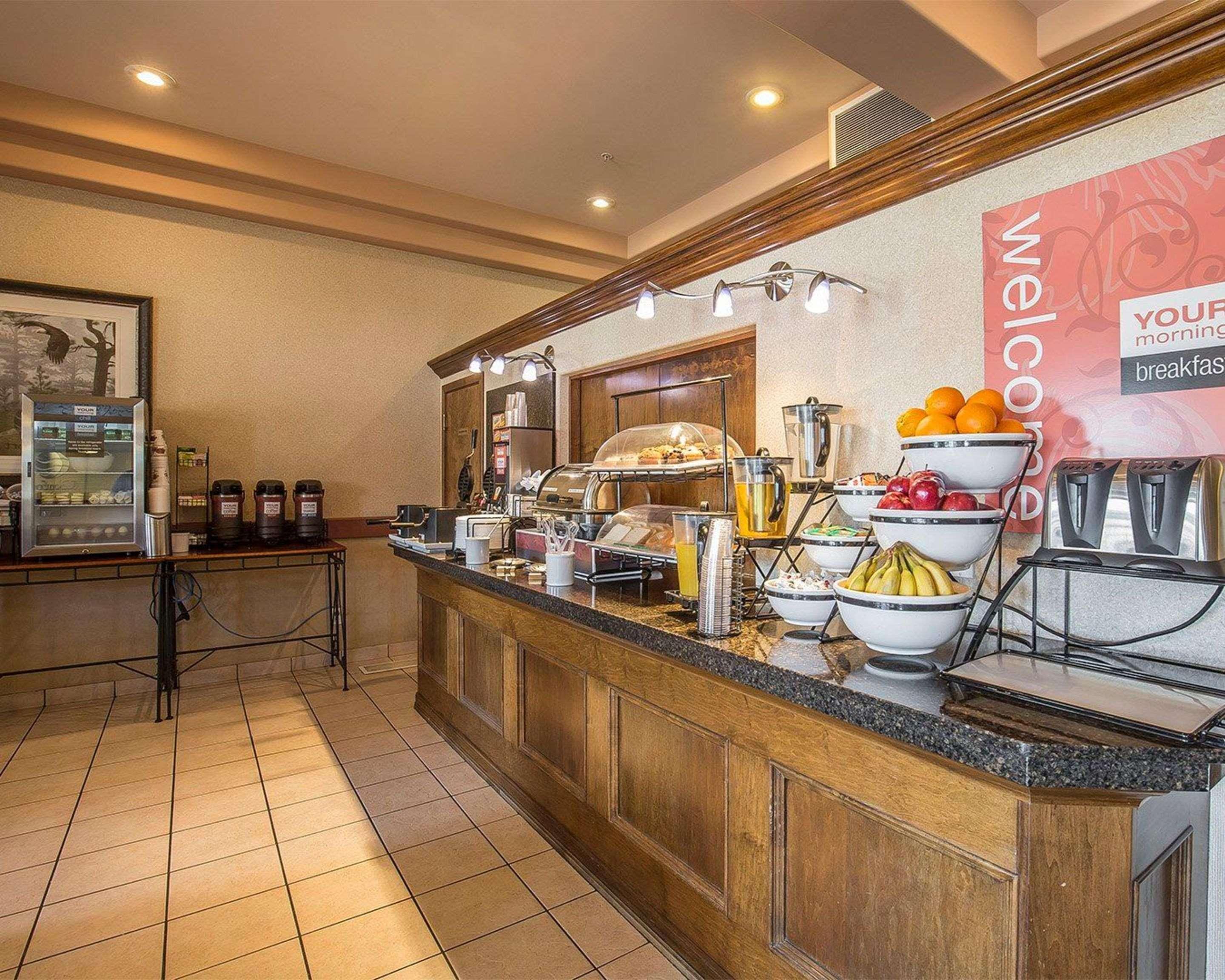Comfort Inn Летбридж Экстерьер фото