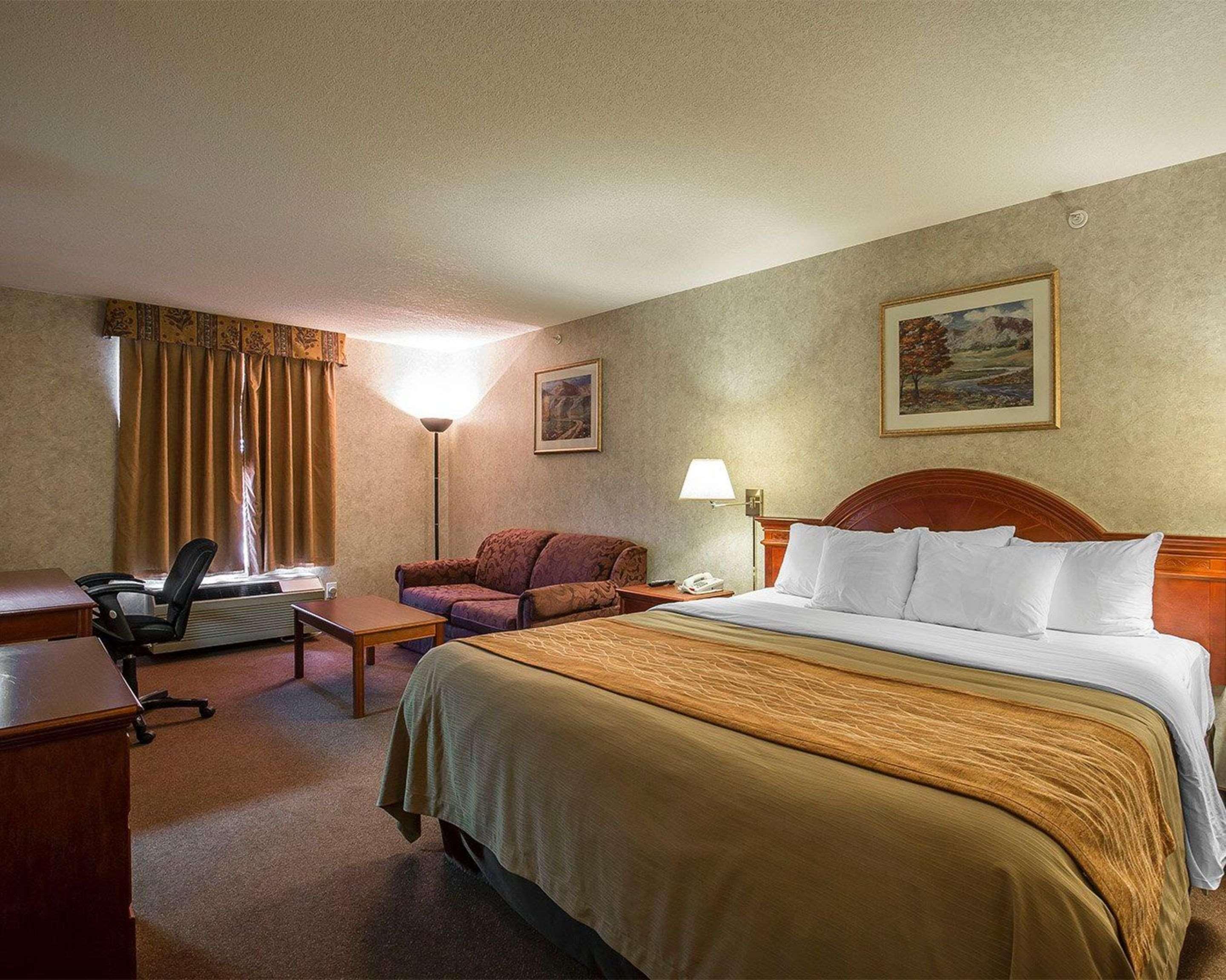 Comfort Inn Летбридж Экстерьер фото