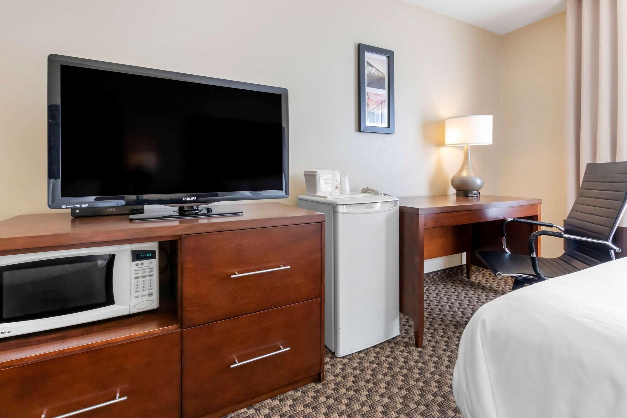 Comfort Inn Летбридж Экстерьер фото