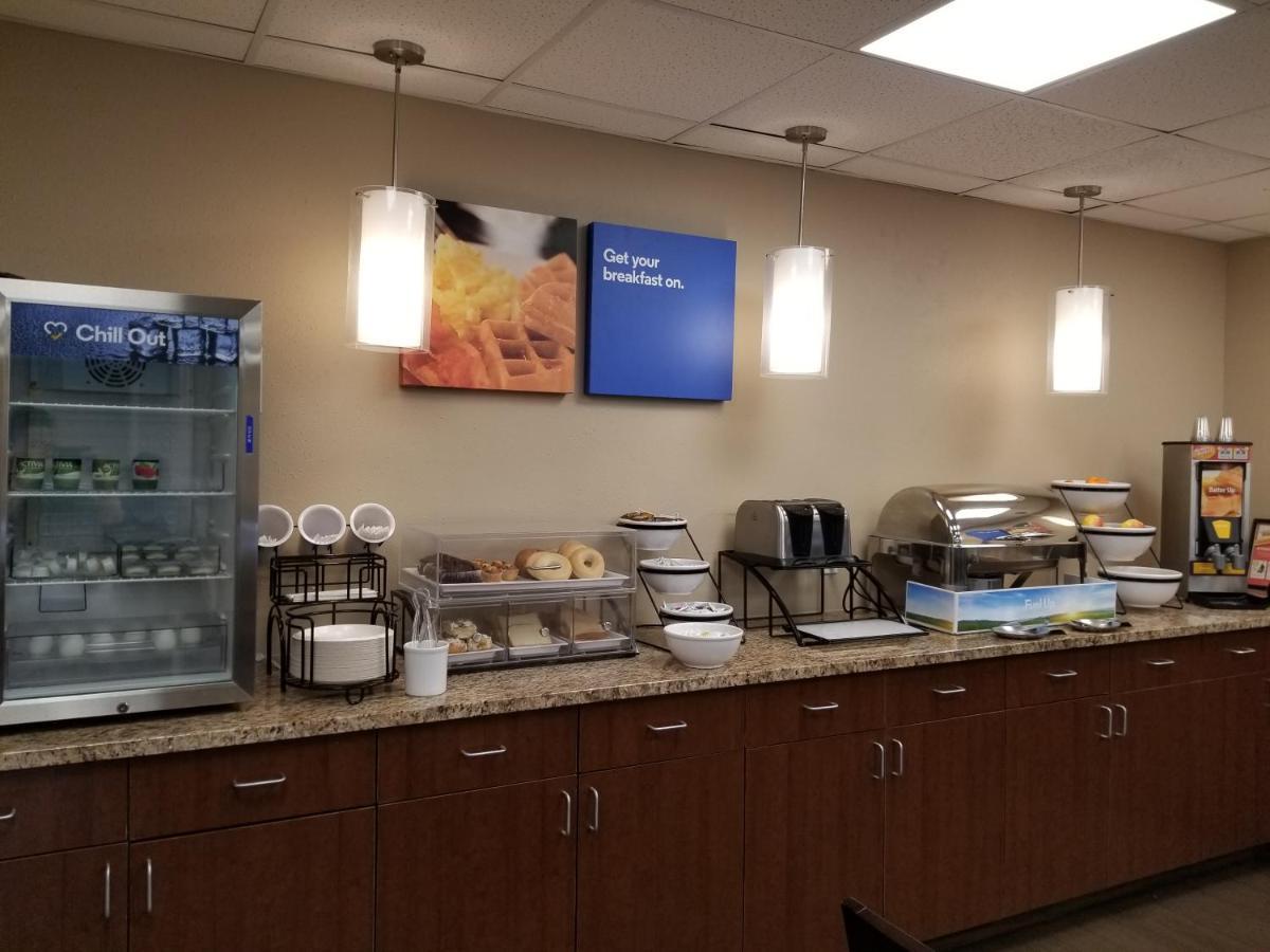 Comfort Inn Летбридж Экстерьер фото